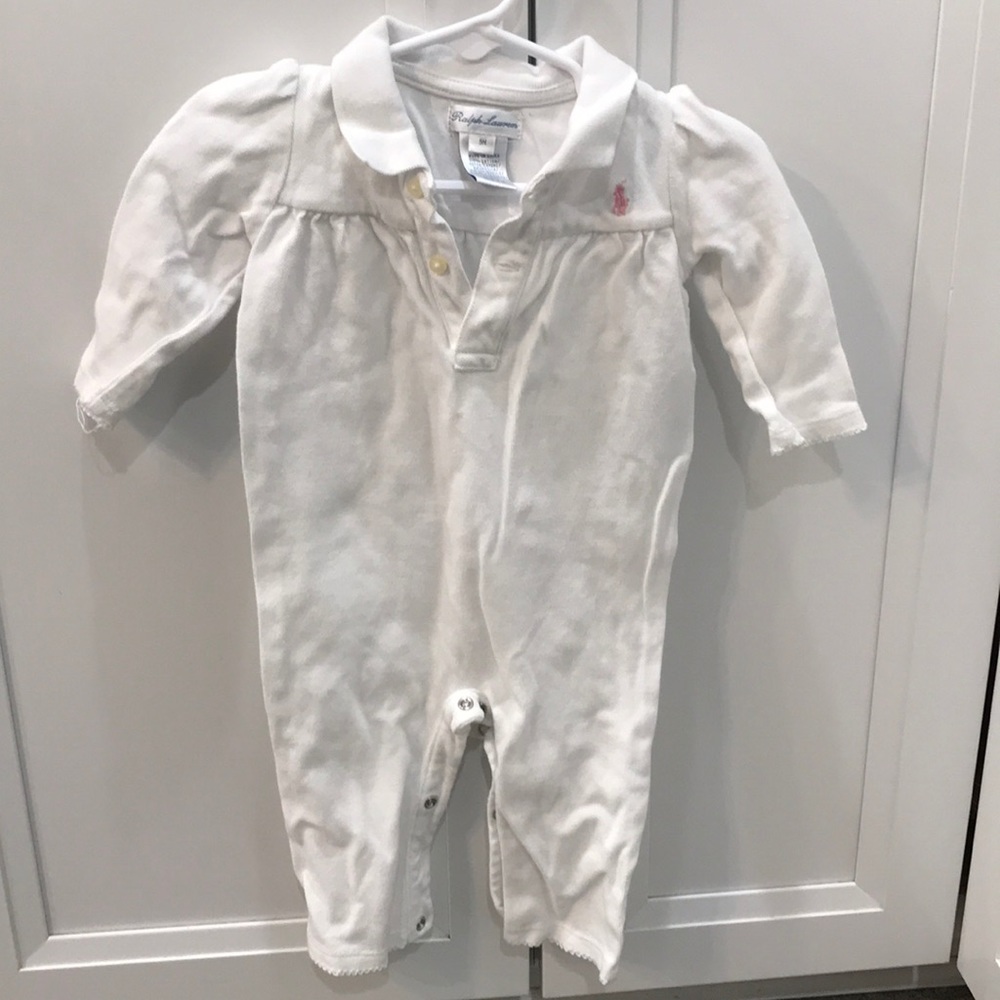 Ralph Lauren long sleeve one pie e 9 m